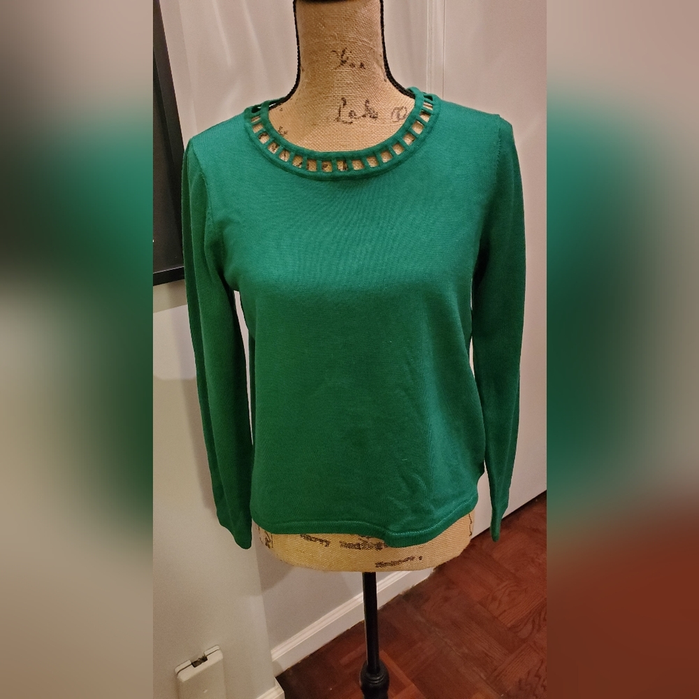 Gorgeous Milly sweater in kelley green
